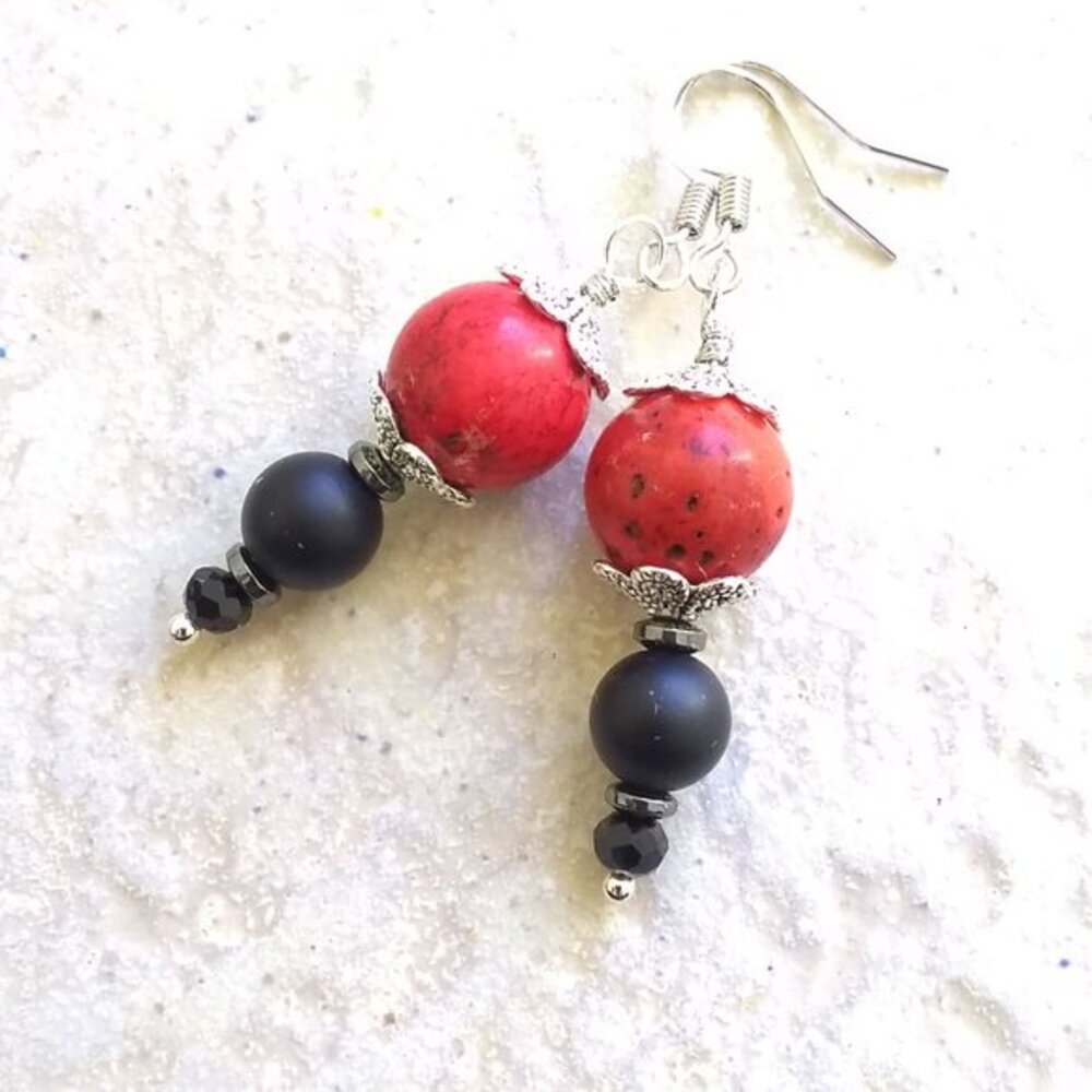 Handmade! Color Pop! Tomato Red Black & Silver Dangle Earrings